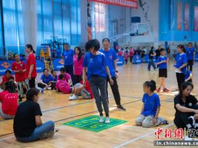 第十二届家庭健身挑战赛大连站比赛暨青少年体育特长精品展演举行