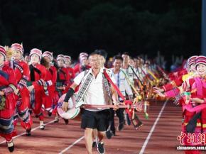 （寻味中华｜非遗）万朵莲花开海市 彝族火把节点燃狂欢盛宴